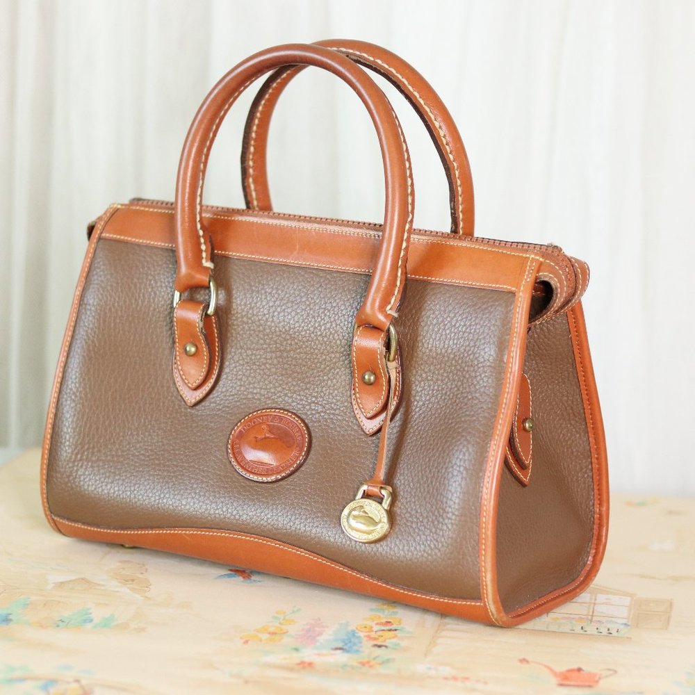 DOONEY & BOURKE Authentic Vintage Doctor's All-weather Leather Handbag